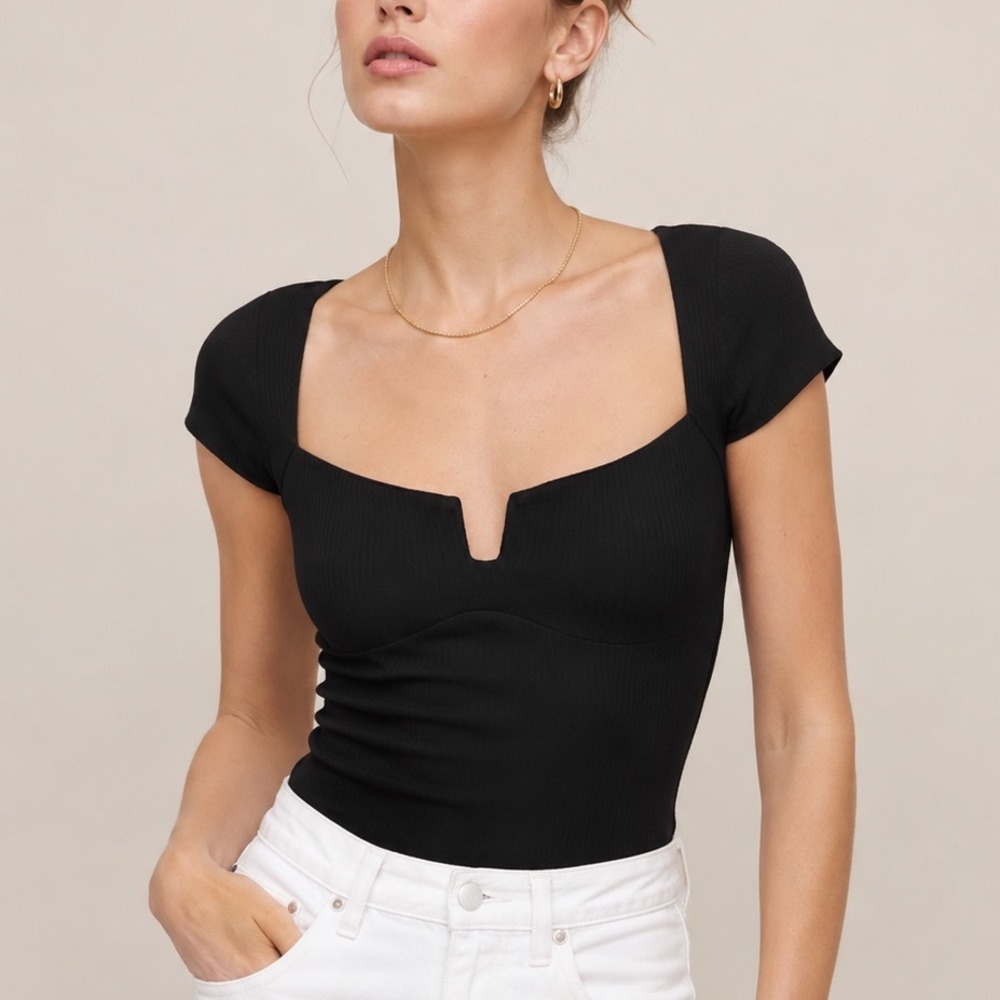 Reformation Emely Knit Top Women's Medium Black‎ Date Night Ribbed Sweetheart